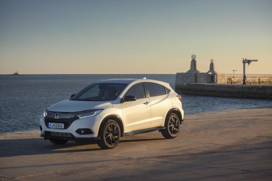  Honda HR-V Sport 2018 года  (EU) (фото 37 из 40)